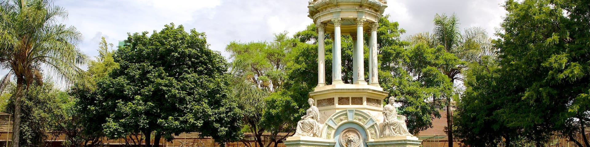National Zoological Gardens of South Africa featuring a monument and a park