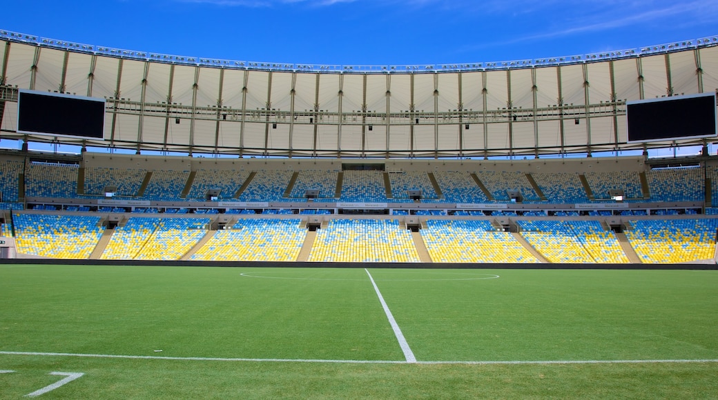 Estadio Maracaná mostrando una ciudad