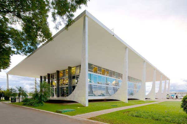 Supremo Tribunal Federal mit einem Stadt und moderne Architektur