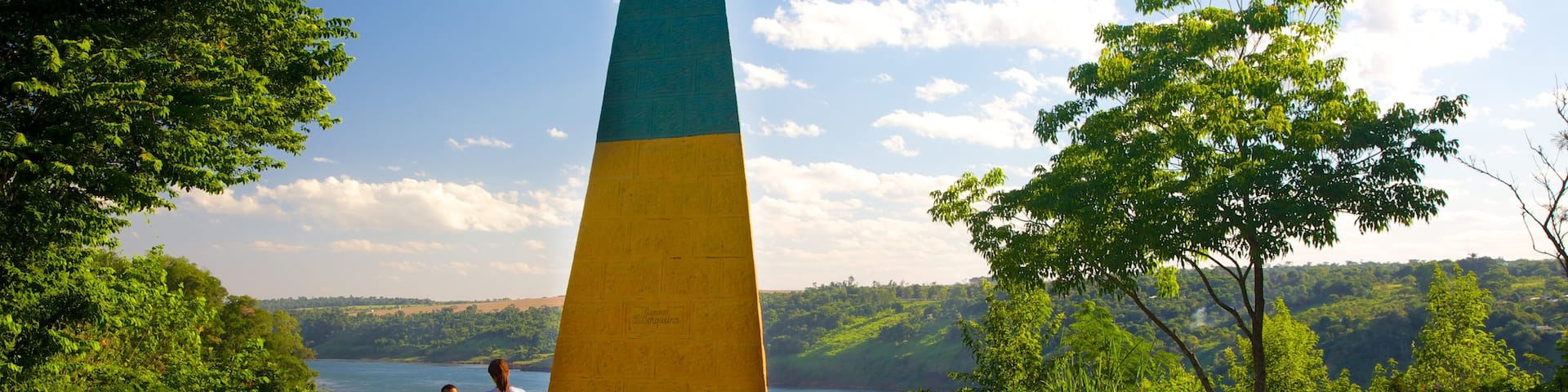 Three Borders Mark showing a monument