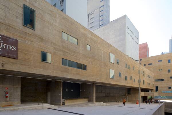 Sao Paulo das einen moderne Architektur, Straßenszenen und Stadt