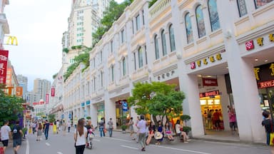 Xiamen showing street scenes, a city and shopping