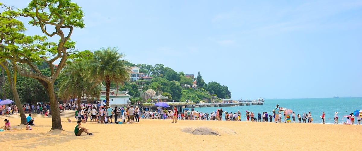 Isola Gulangyu che include vista del paesaggio, paesaggio tropicale e spiaggia