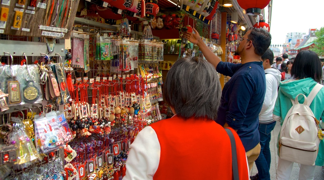 Tokyo showing markets