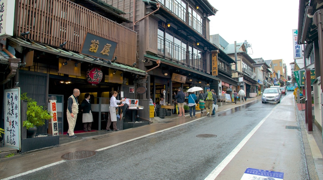 Narita featuring street scenes