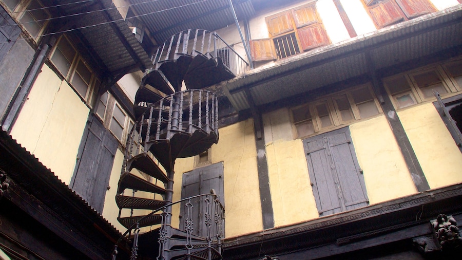 Pune che include casa e architettura d\'epoca