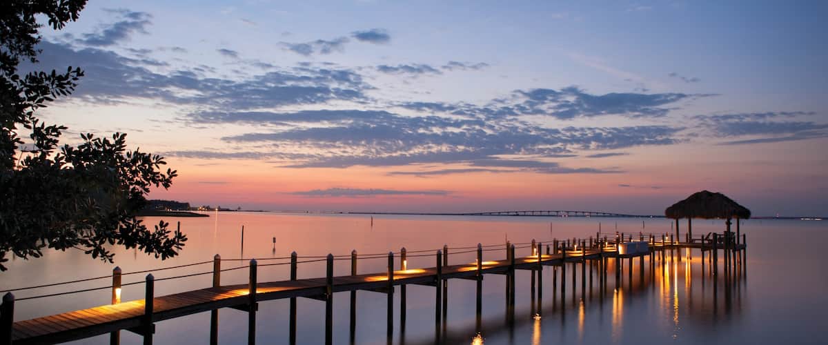 Fort Walton Beach - Destin showing a sunset and general coastal views