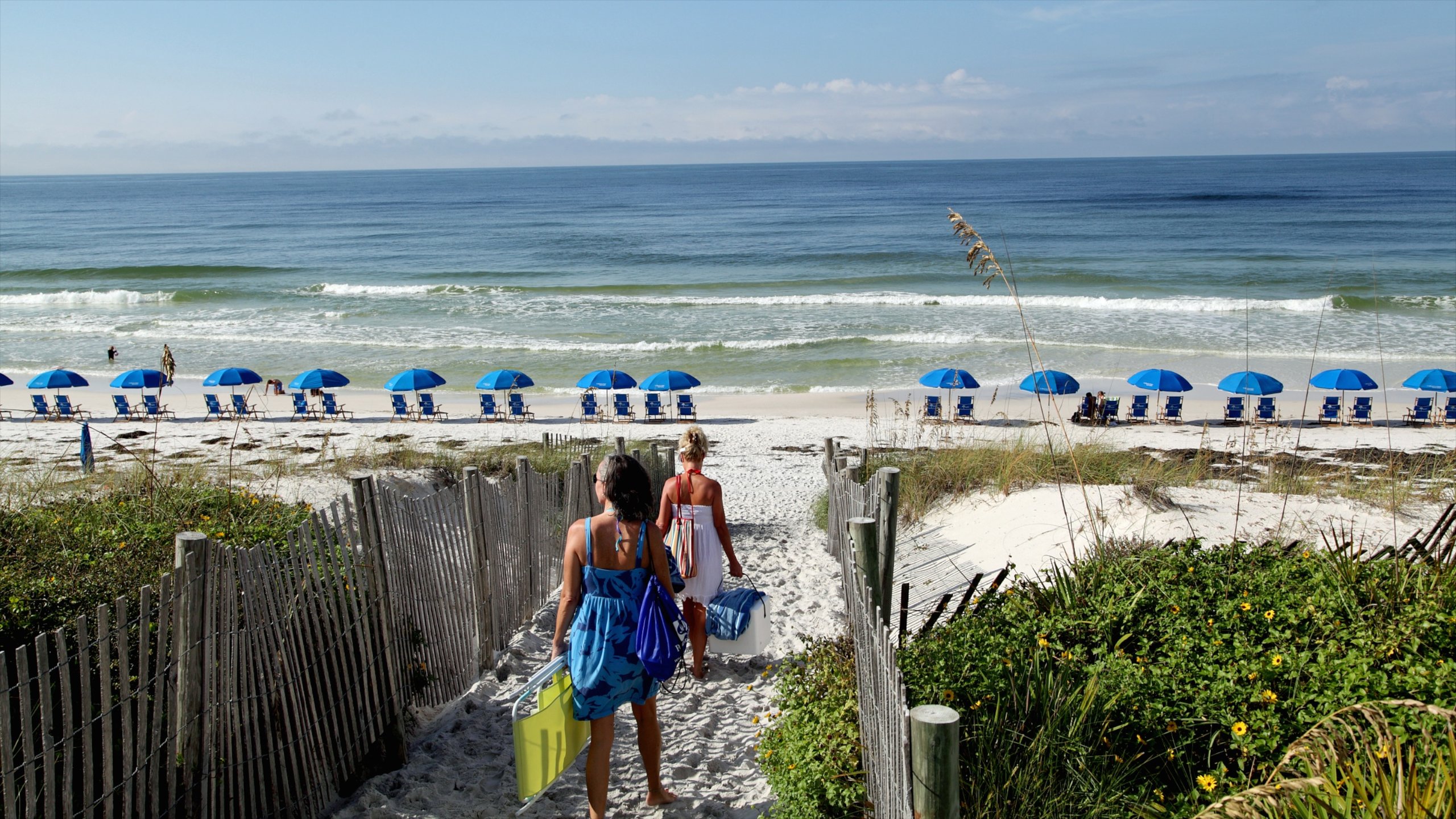 Fort Walton Beach - Destin showing general coastal views and a sandy beach