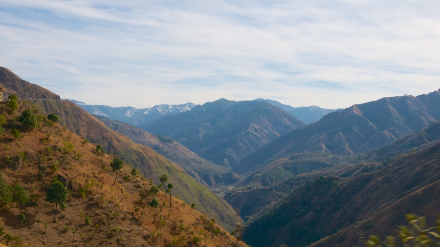 Shimla mettant en vedette montagnes