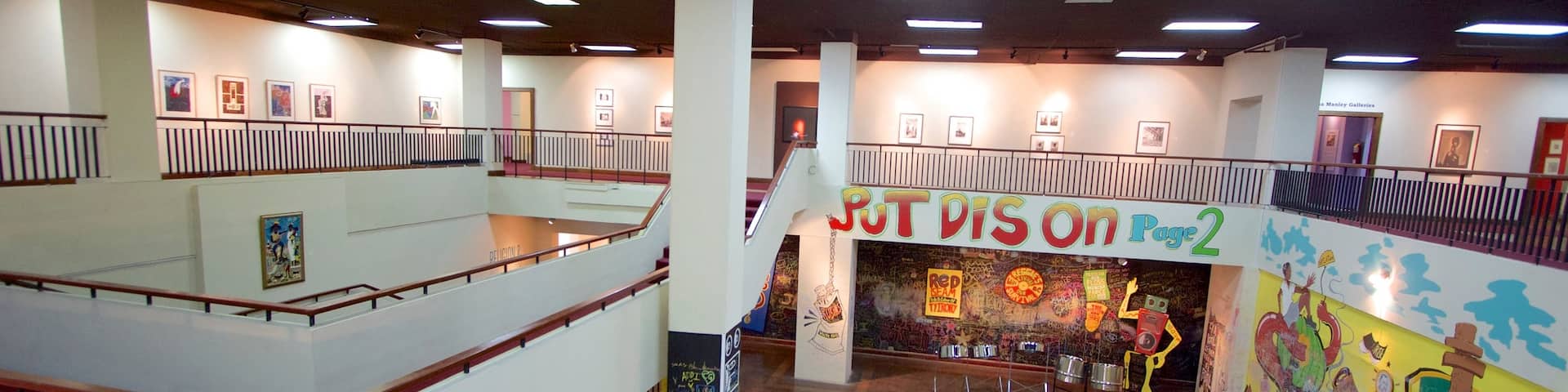 National Gallery of Jamaica mit einem Innenansichten