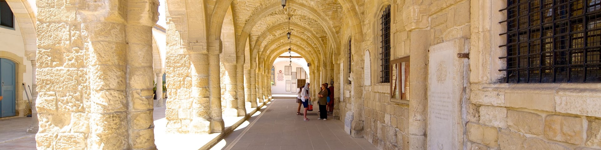 Lazarus-Kirche mit einem religiöse Aspekte und Kirche oder Kathedrale