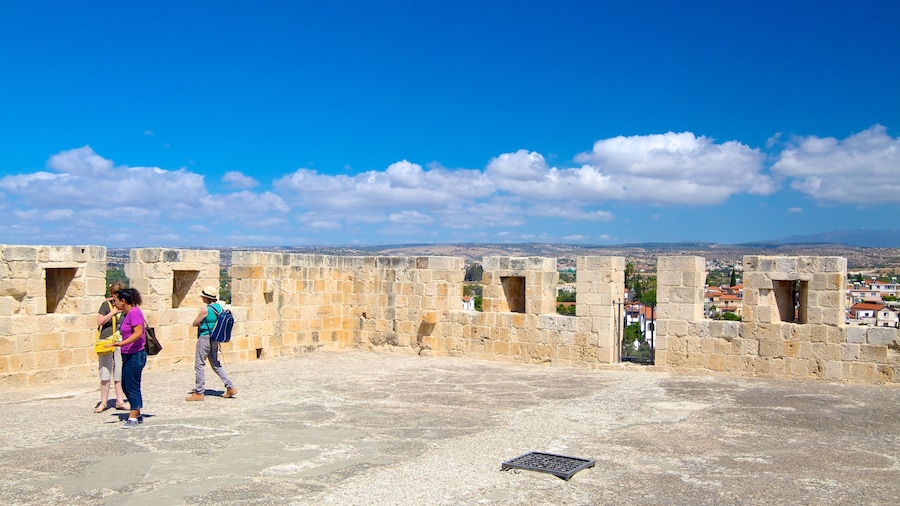 Kolossi Castle showing a castle and heritage architecture