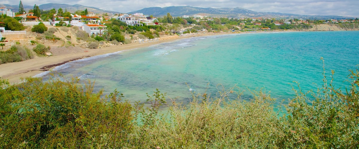 Plage de la baie de corail qui includes vues littorales