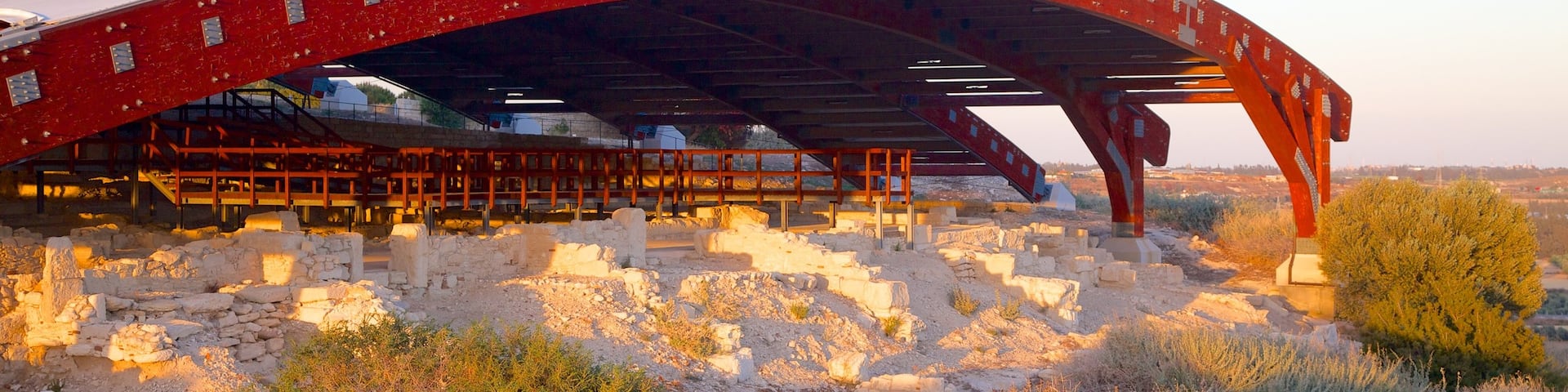 コウリオン遺跡 どの含み 現代建築
