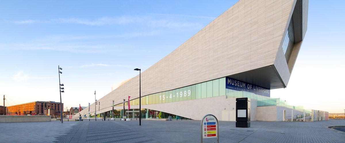 Museum of Liverpool featuring modern architecture