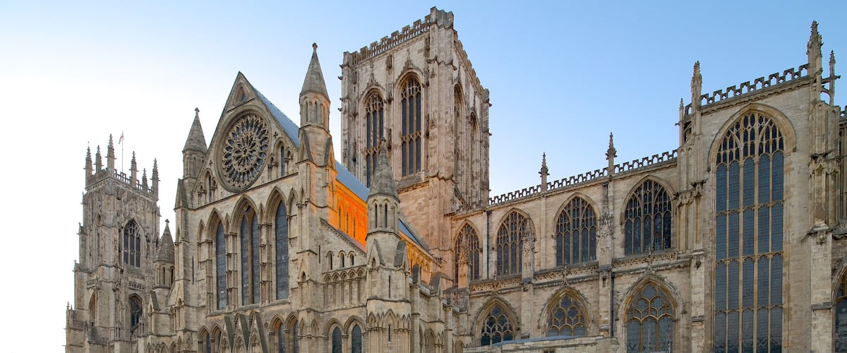 York Minster ofreciendo patrimonio de arquitectura, aspectos religiosos y una iglesia o catedral