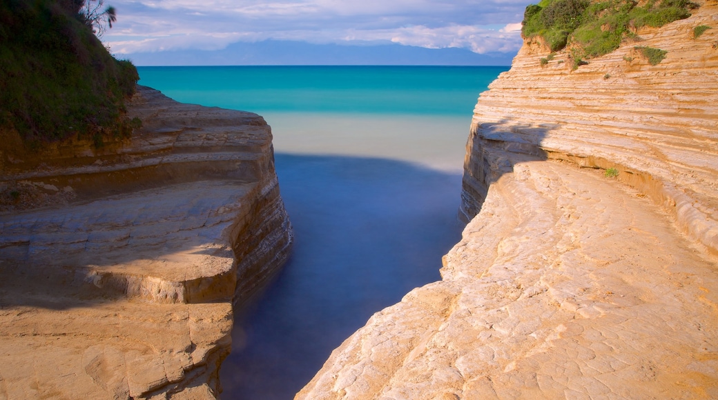 Canal d\'Amour featuring rocky coastline