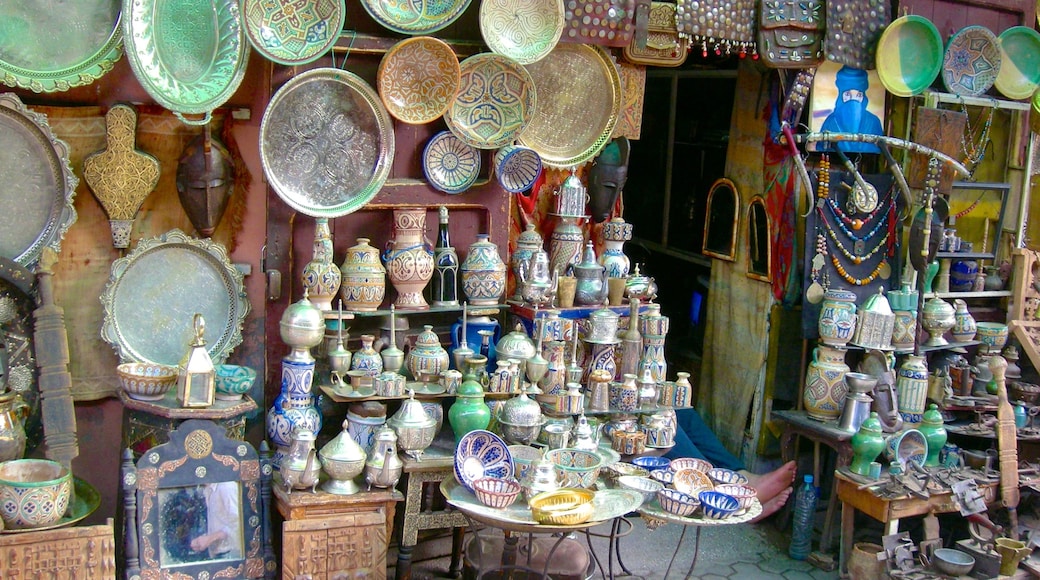 Marrakech featuring markets and heritage elements