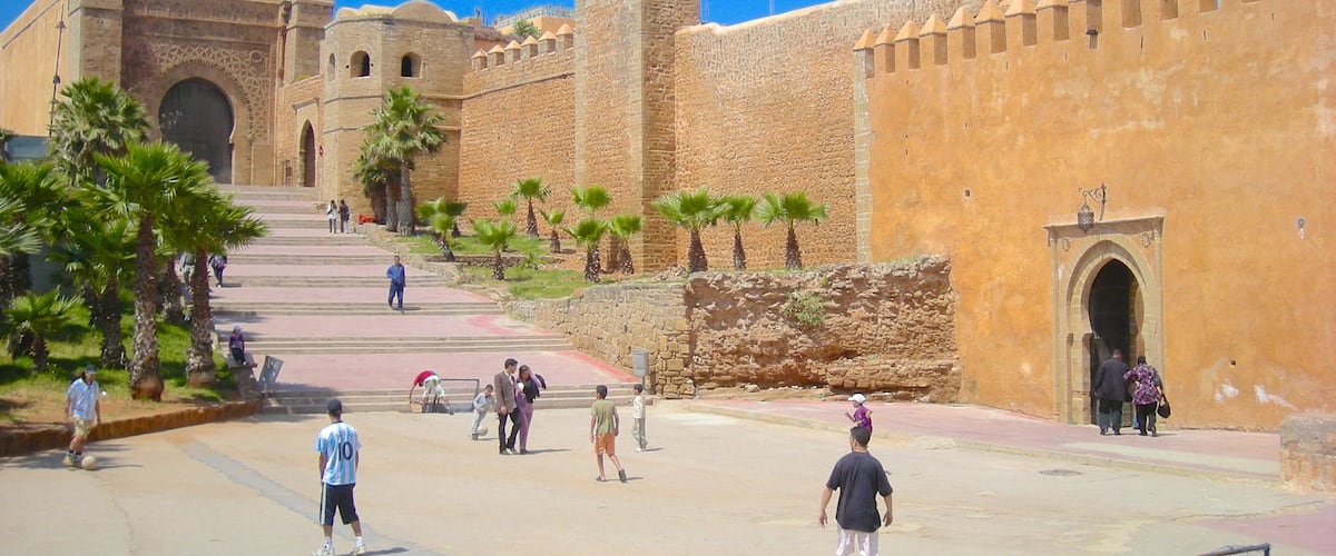 Rabat qui includes patrimoine historique et square ou place
