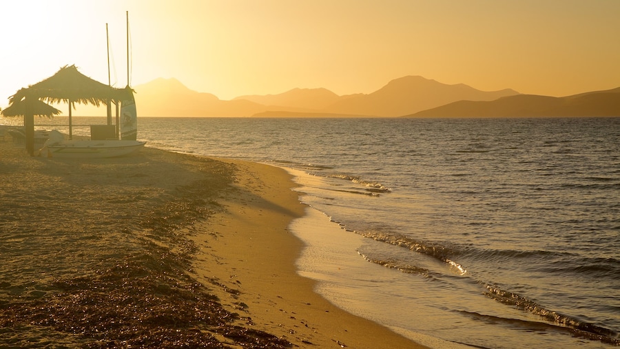 Tigaki Beach