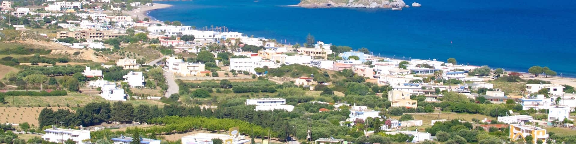 Kefalos showing a coastal town