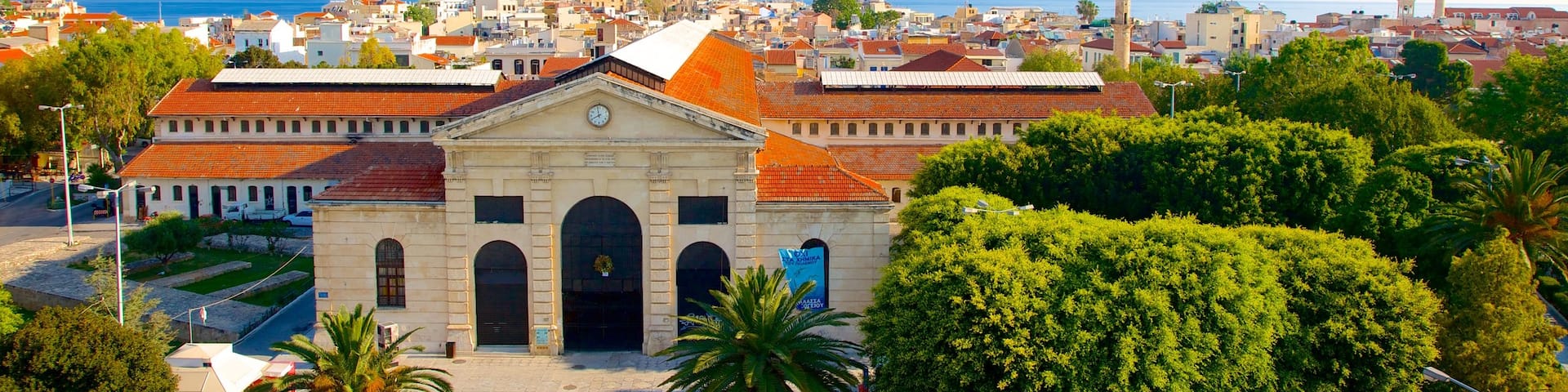 Khania qui includes ville
