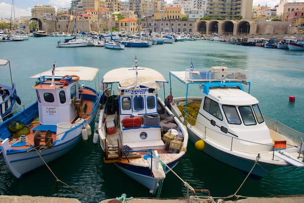 Hafen von Heraklion mit einem Marina