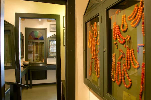 Komboloi Museum som omfatter interiør