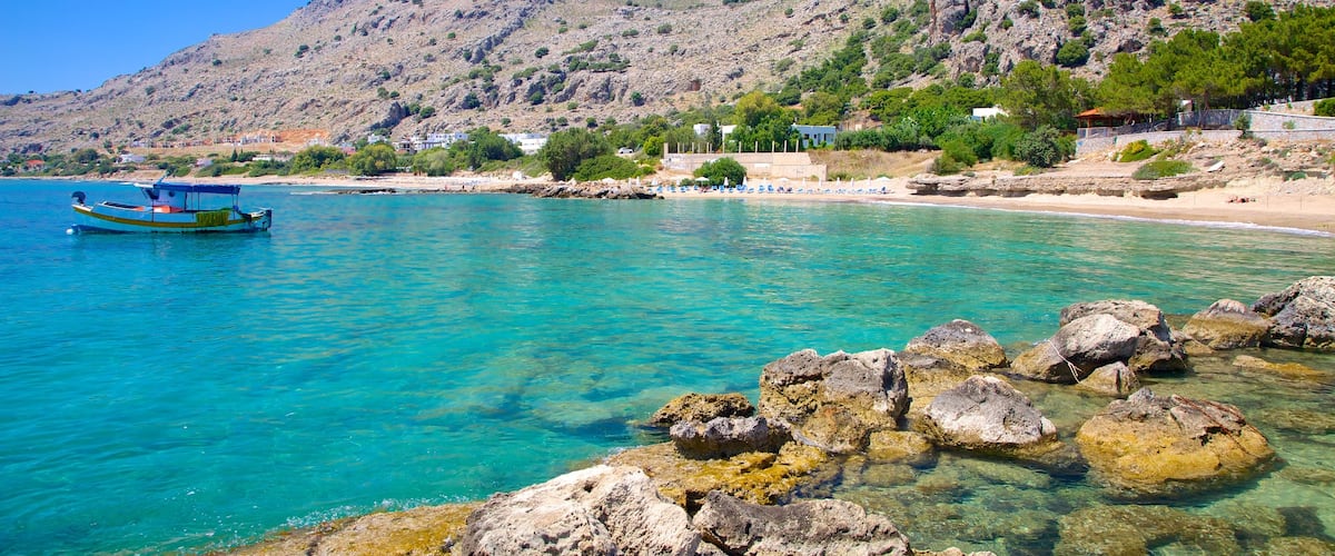 Pefkos Beach mostrando costa rocosa y vistas generales de la costa