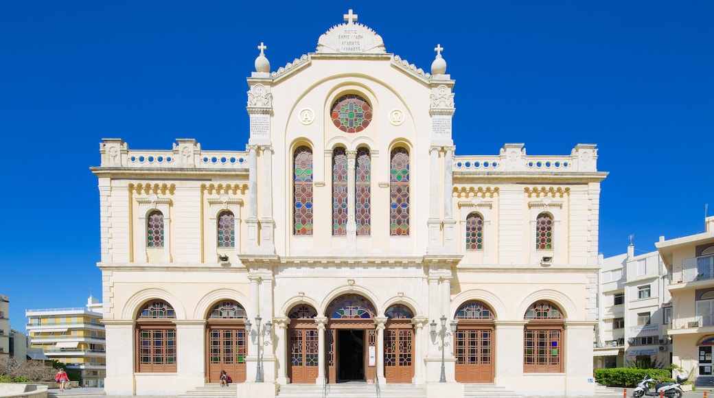 St. Minas Cathedral featuring religious elements, a church or cathedral and heritage architecture