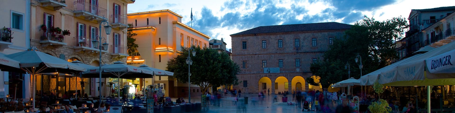 Nauplio Archaeological Museum showing street scenes