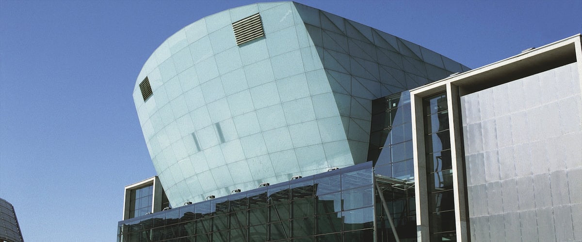 Sankt Polten which includes modern architecture