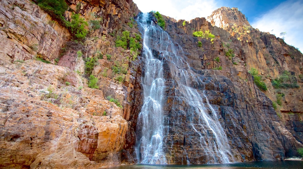 Kakadu Nationalpark som omfatter en kaskade