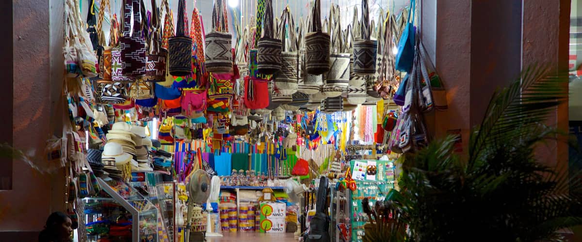 Costa Caribe featuring markets