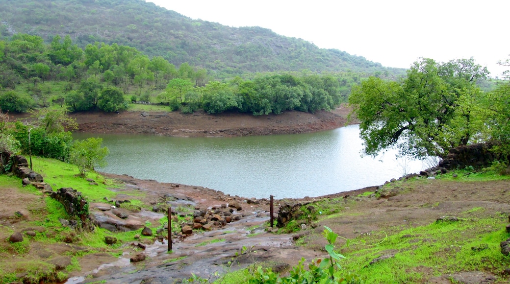 Lonavala showing a lake or waterhole