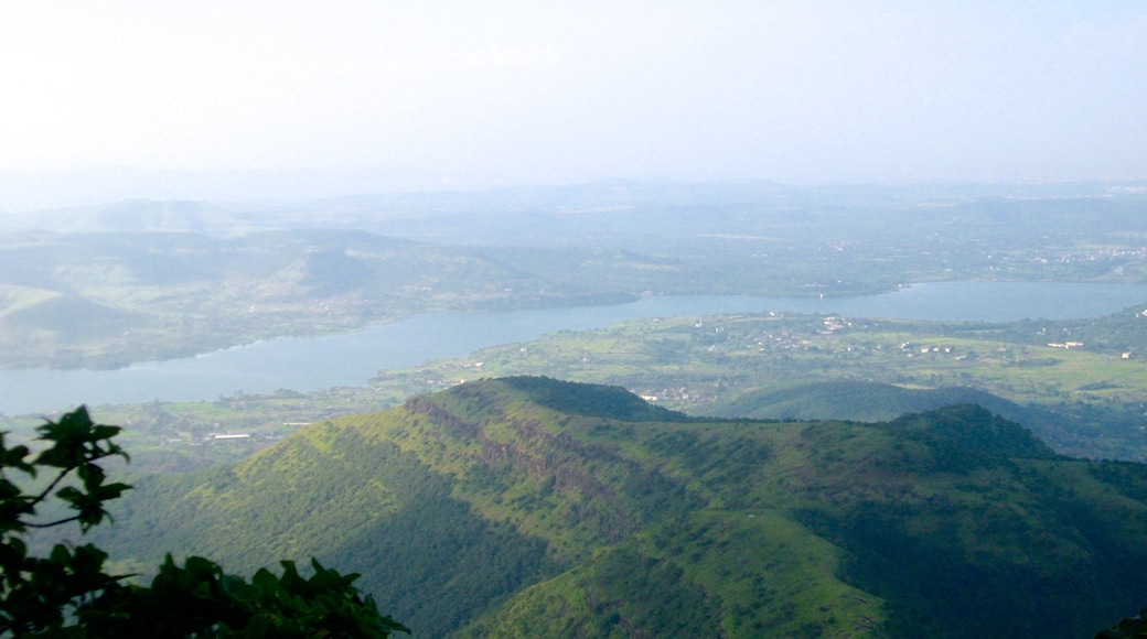 Lonavala showing landscape views