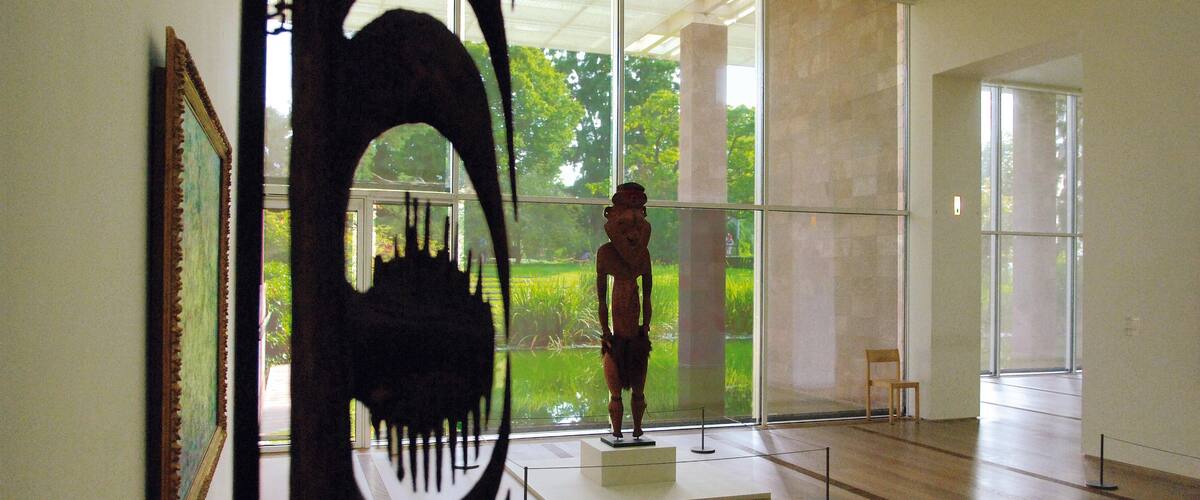 Beyeler Foundation featuring interior views, art and a statue or sculpture