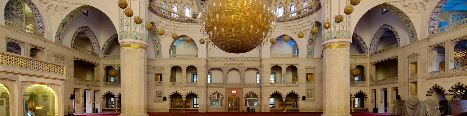 Kocatepe Mosque which includes religious elements, interior views and heritage architecture