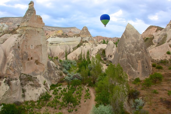 Rose Valley which includes ballooning