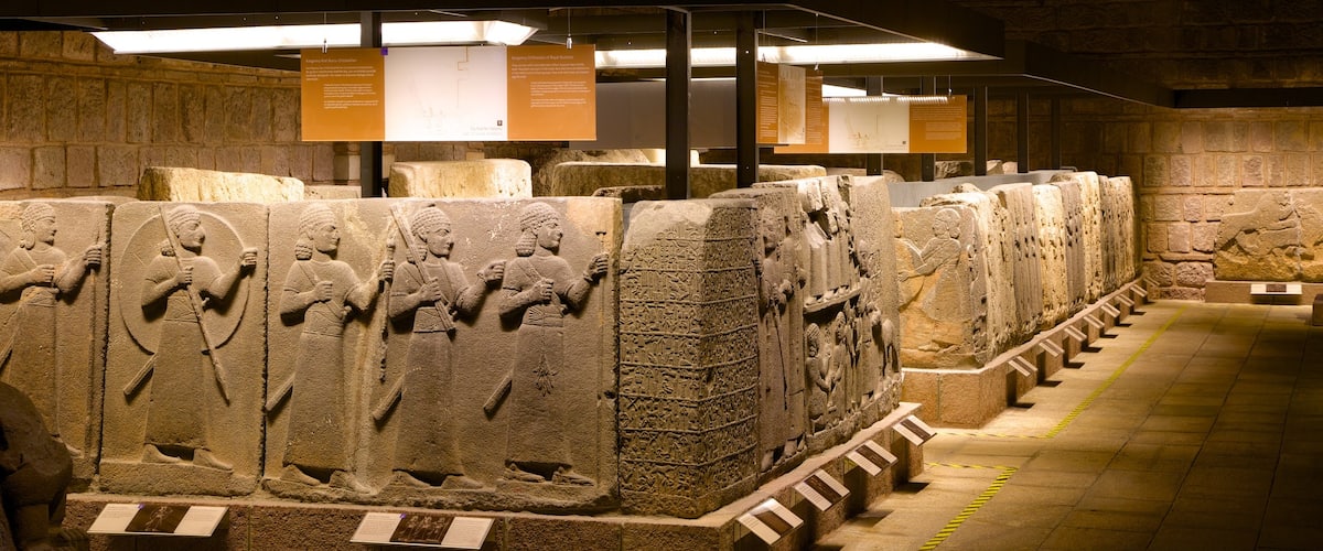 Musée des civilisations anatoliennes mettant en vedette statue ou sculpture