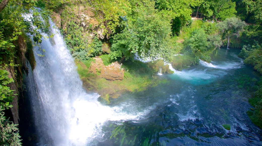 Antalya ofreciendo vistas de paisajes, un barranco o cañón y una catarata