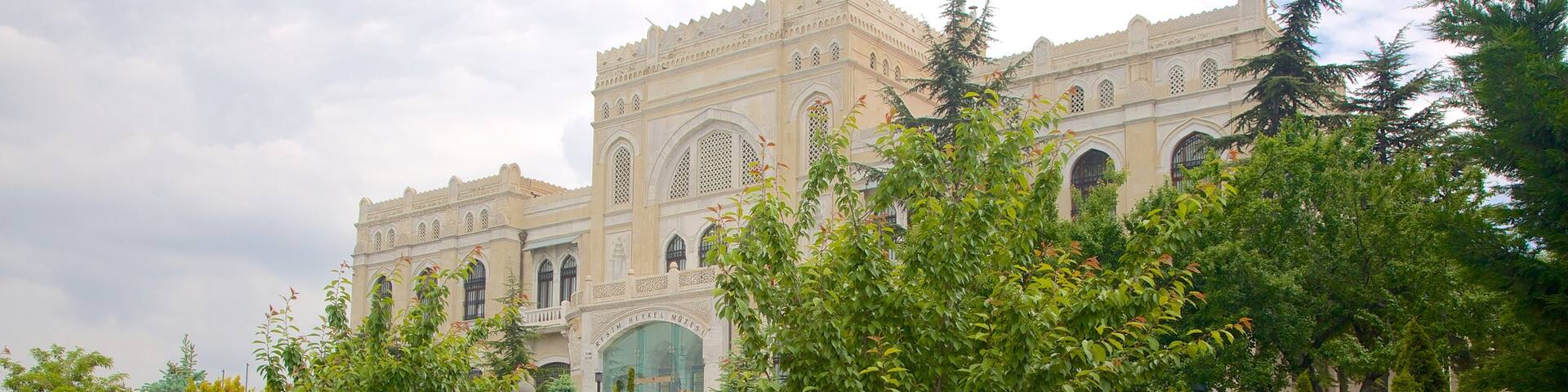 Staatliches Kunst- und Skulpturenmuseum Ankara mit einem historische Architektur