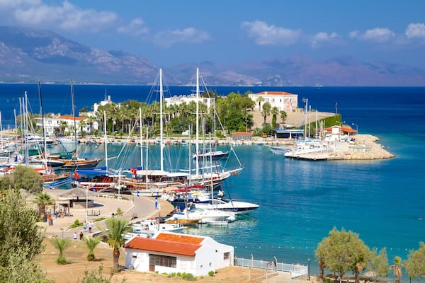 FÀhrhafen von Datça das einen Marina