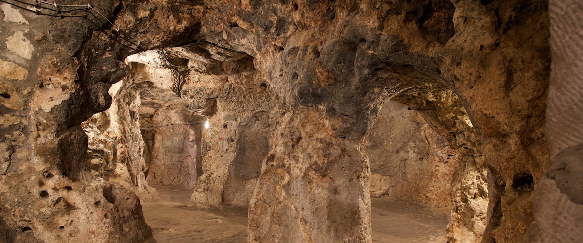 Derinkuyu Underground City featuring caves
