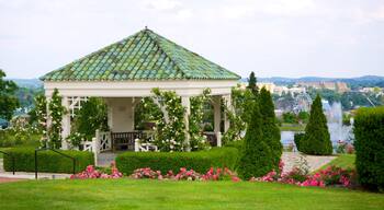 Hershey Gardens which includes a garden