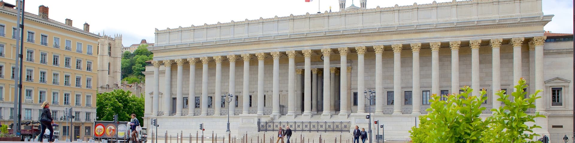Lyon Courthouse which includes a square or plaza and an administrative buidling