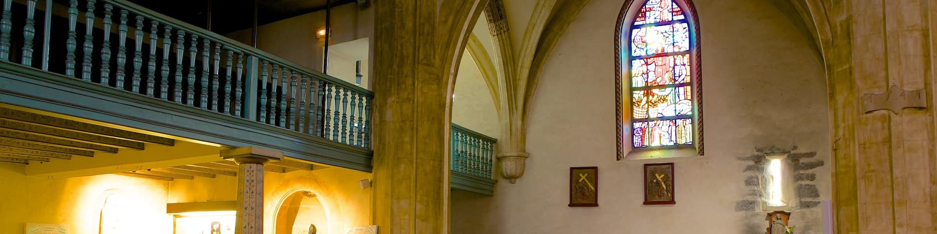 Église Saint-Martin montrant patrimoine architectural, église ou cathédrale et aspects religieux