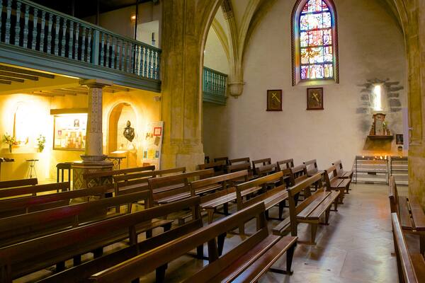 Église Saint-Martin montrant patrimoine architectural, église ou cathédrale et aspects religieux