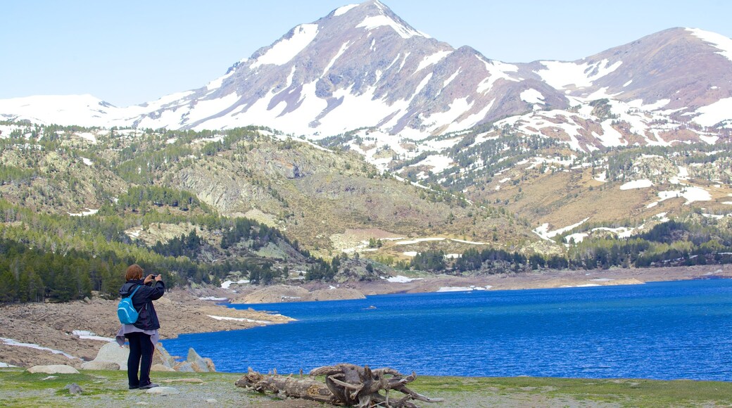 Font-Romeu-Odeillo-Via featuring hiking or walking, general coastal views and landscape views