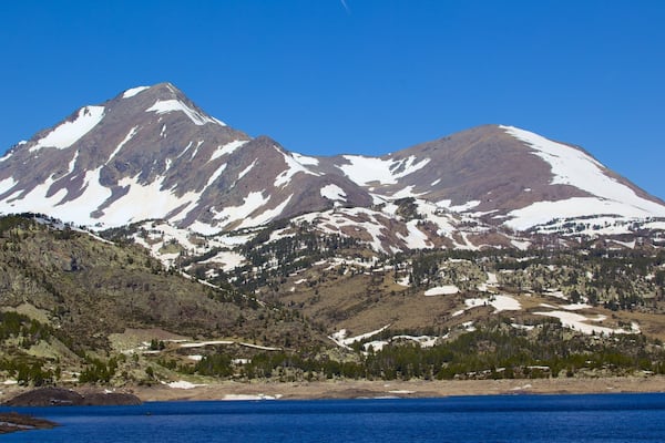 Font-Romeu-Odeillo-Via montrant montagnes, vues littorales et panoramas